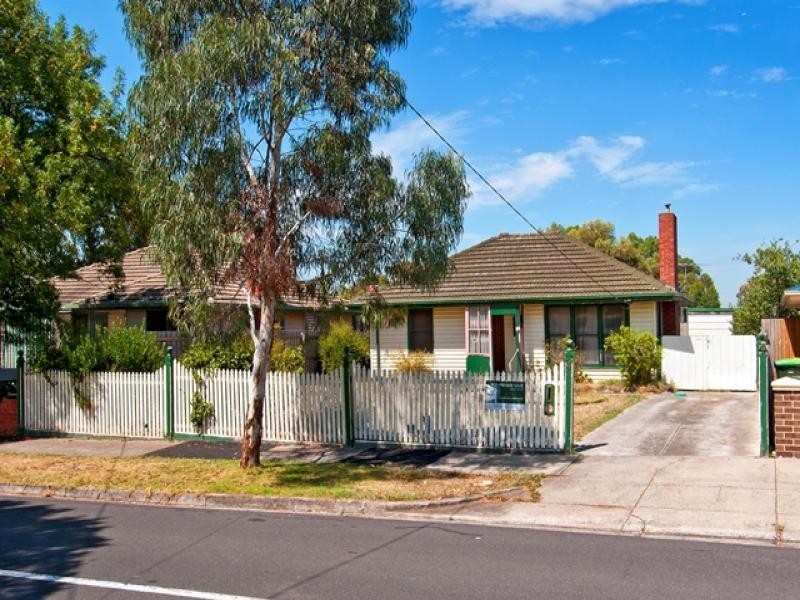 4 Clements Grove, Reservoir VIC 3073