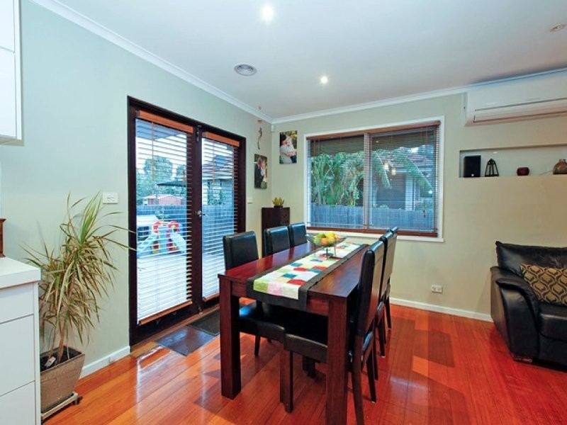 18 Clements Grove, Reservoir VIC 3073