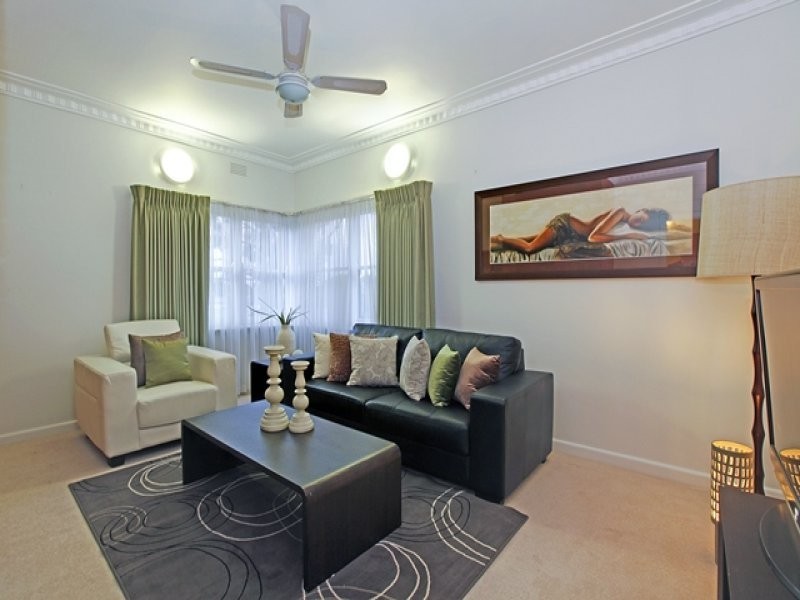 2 Alamo Road, Reservoir VIC 3073