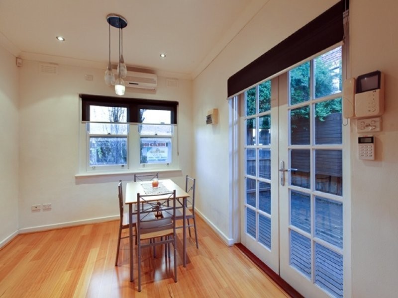 1/708 Gilbert Road, Reservoir VIC 3073