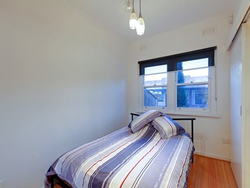 1/708 Gilbert Road, Reservoir VIC 3073