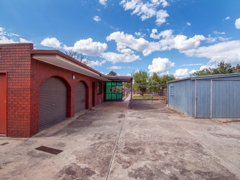 12 Asquith Street, Reservoir VIC 3073