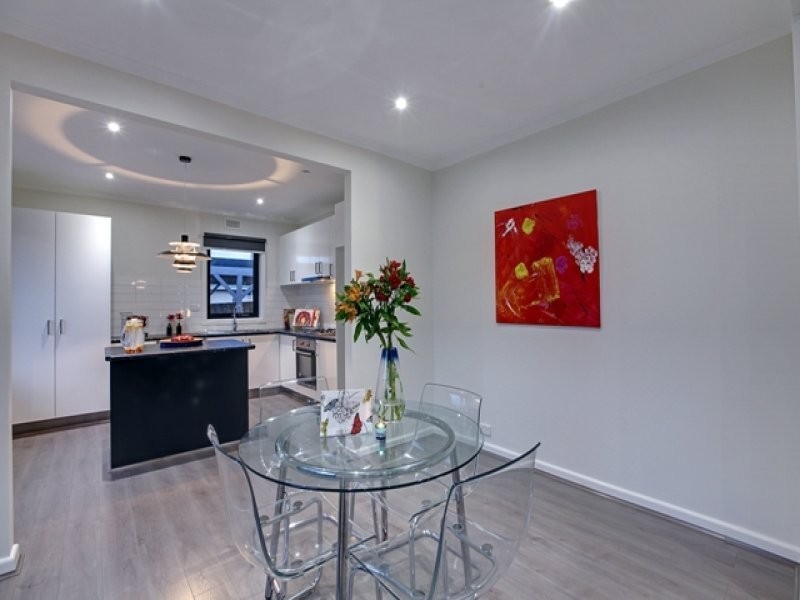 86 Boldrewood Parade, Reservoir VIC 3073