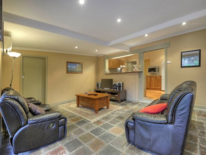 49 Liston Avenue, Reservoir VIC 3073
