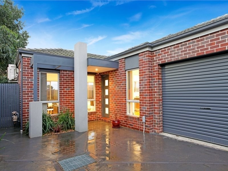 3/16 Yarra Avenue, Reservoir VIC 3073