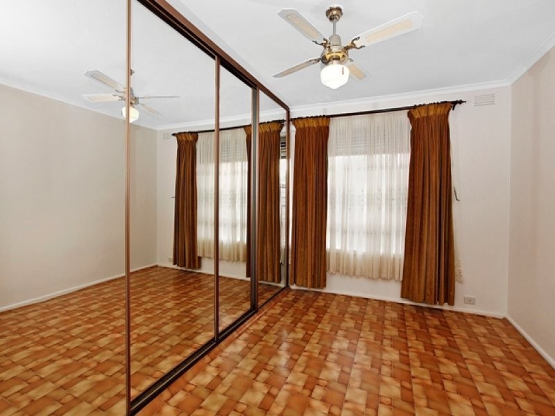 4 Ida Court, Reservoir VIC 3073