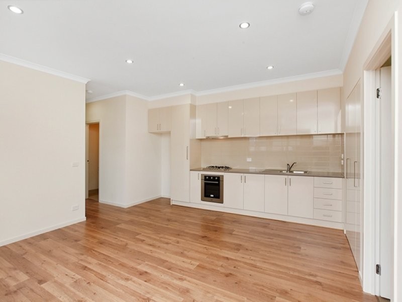 4/44 Boldrewood Parade, Reservoir VIC 3073