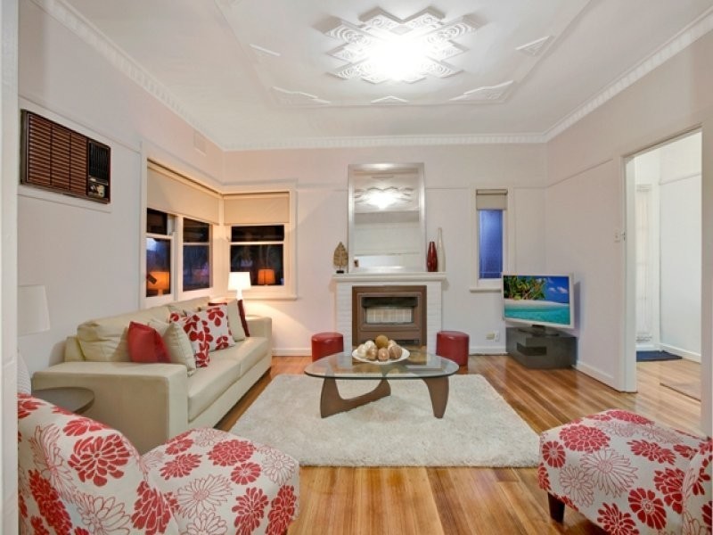 53 Thackeray Road, Reservoir VIC 3073