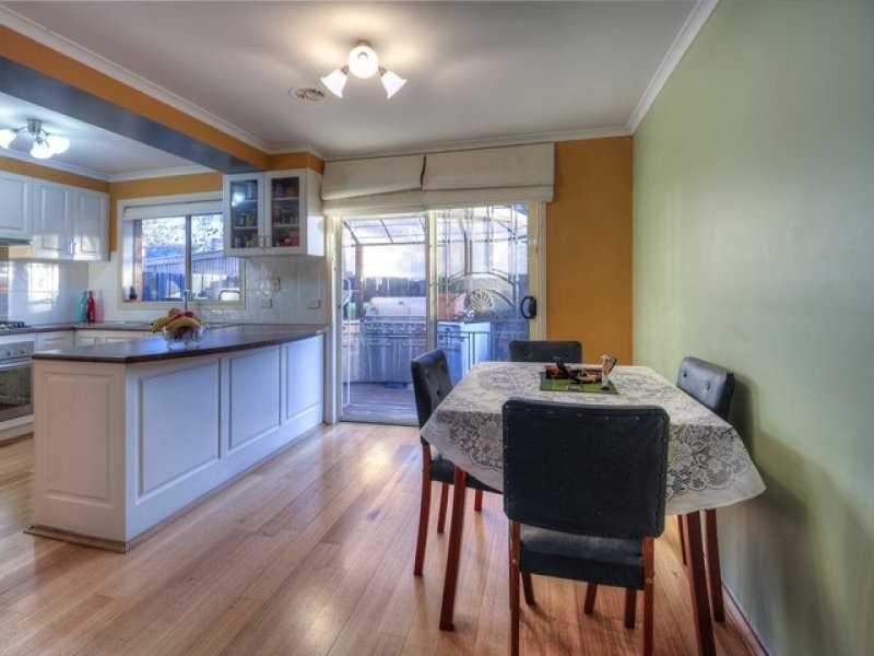 39 Elinda Place, Reservoir VIC 3073