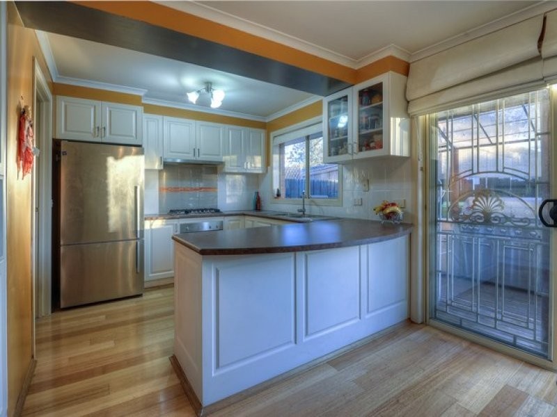 39 Elinda Place, Reservoir VIC 3073