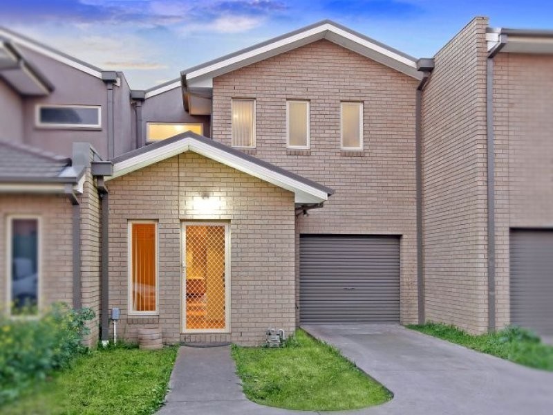 4/36 Wattlebird Crescent, Reservoir VIC 3073