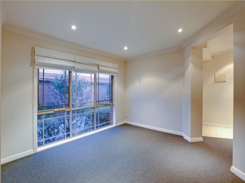 3/15 Chenies Street, Reservoir VIC 3073