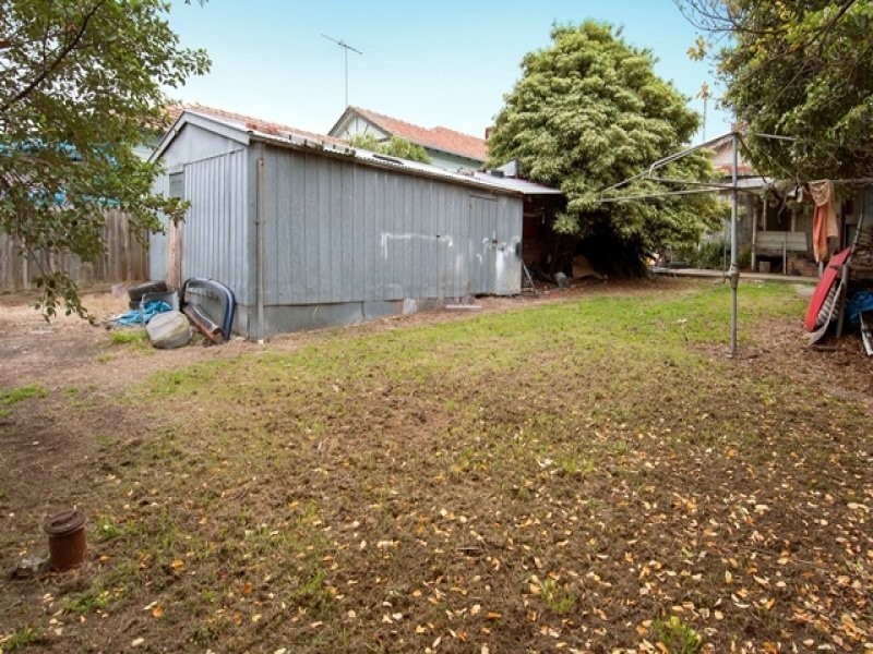 12 Lane Crescent, Reservoir VIC 3073