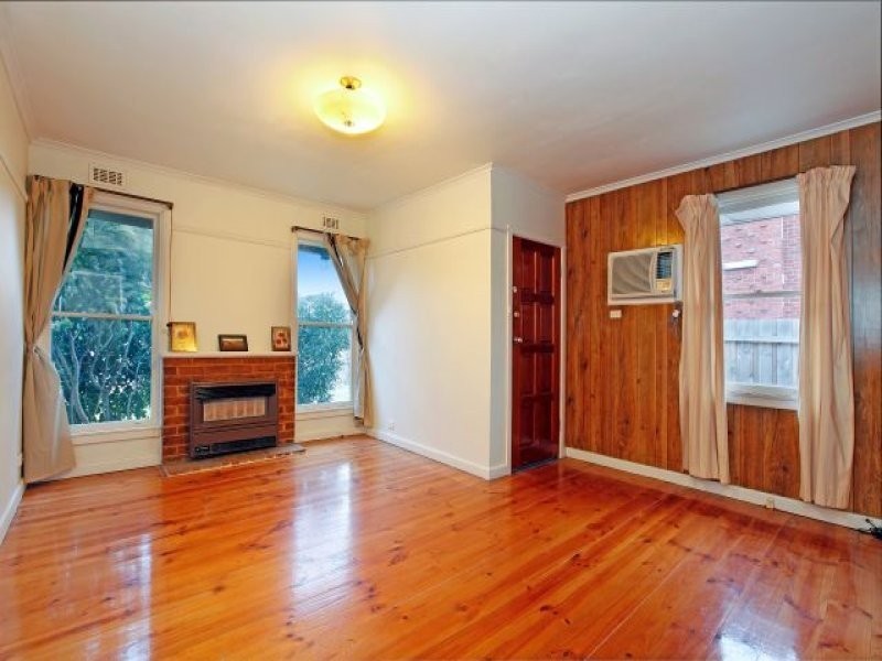 104A Royal Parade, Reservoir VIC 3073