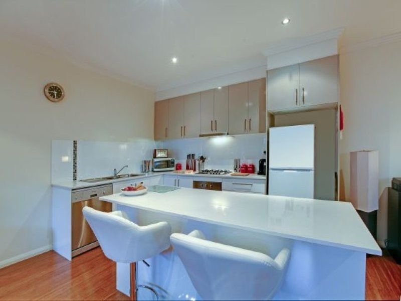 4/5 Acheron Avenue, Reservoir VIC 3073