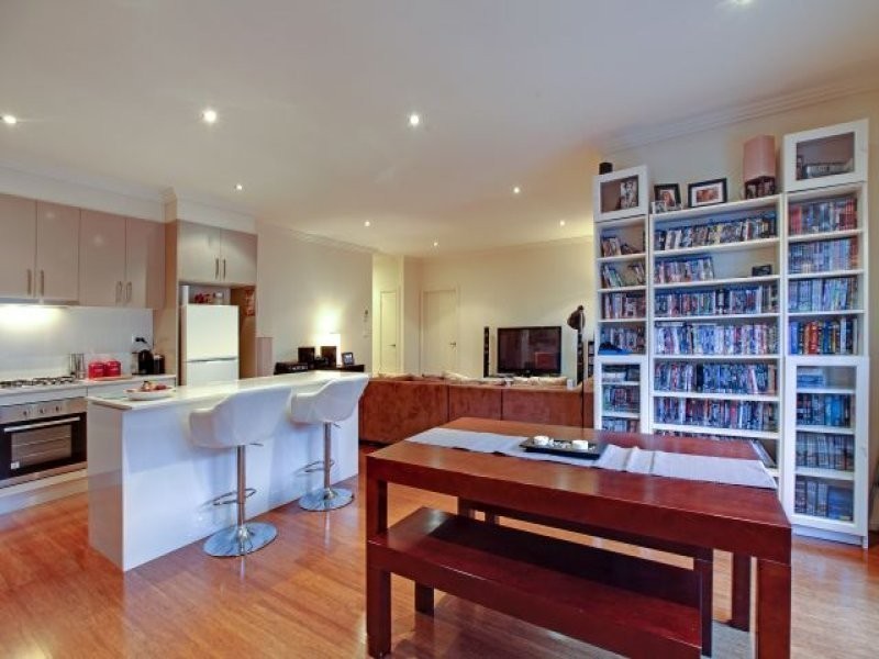 4/5 Acheron Avenue, Reservoir VIC 3073