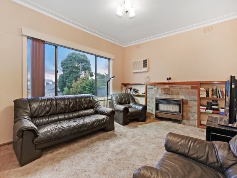 78 St Vigeons Road, Reservoir VIC 3073