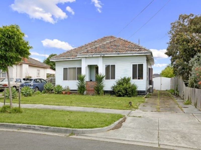 17 Suffolk Street, Reservoir VIC 3073