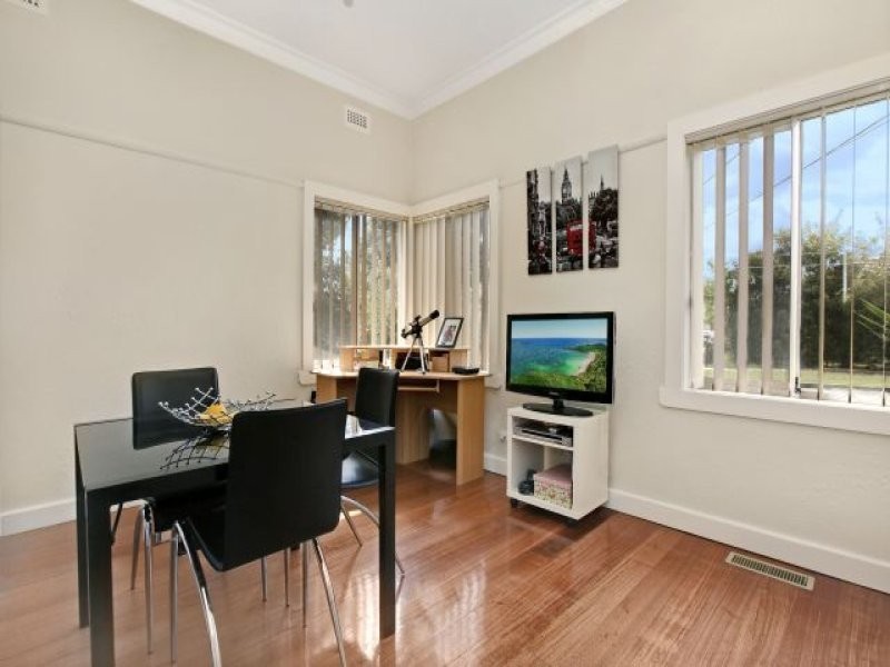 17 Suffolk Street, Reservoir VIC 3073