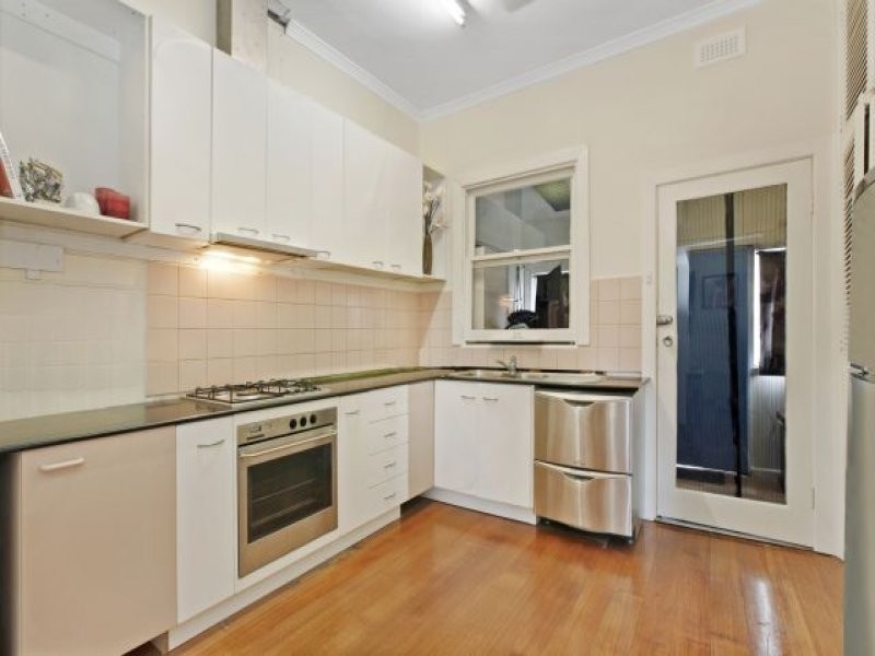 17 Suffolk Street, Reservoir VIC 3073