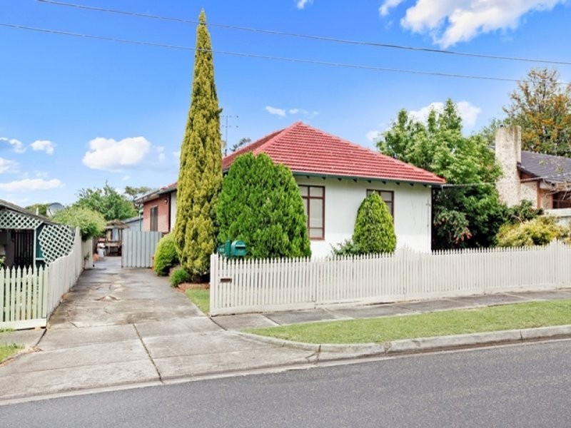 62 Lane Crescent, Reservoir VIC 3073