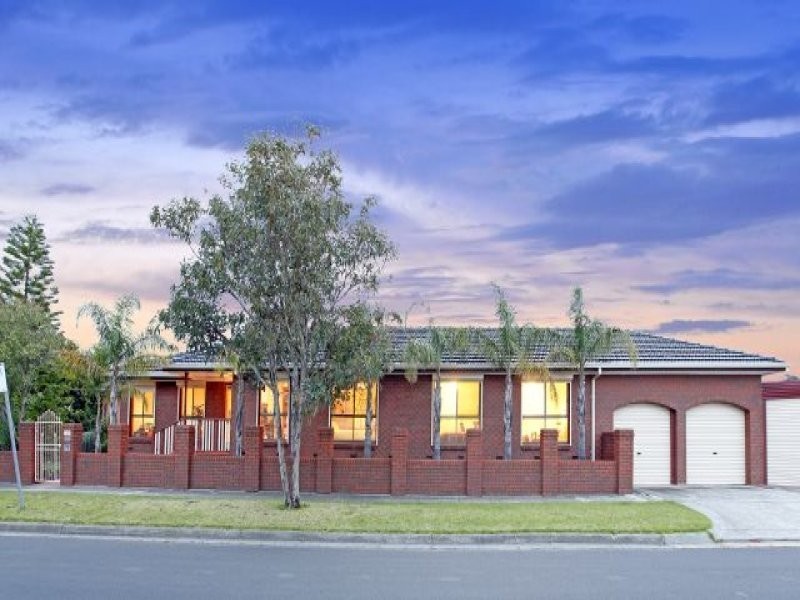 1 San Leandro Drive, Reservoir VIC 3073