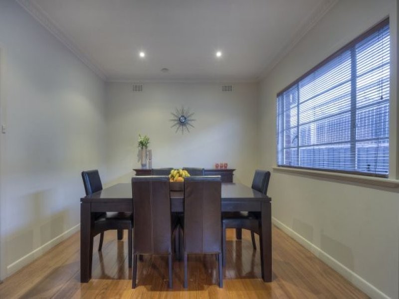 16 Cool Street, Reservoir VIC 3073