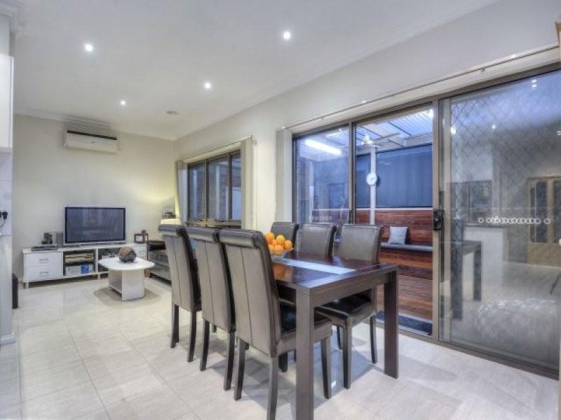 2/7 Belgrove Street, Preston VIC 3072