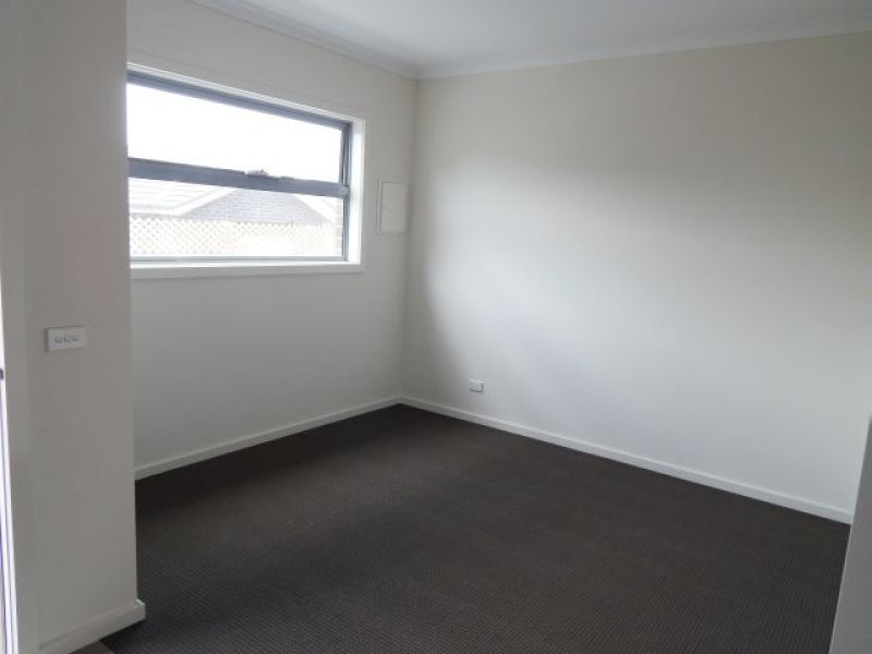 3/20 Barry Street, Reservoir VIC 3073