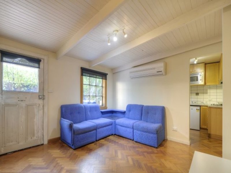 22 Thrower Street, Reservoir VIC 3073