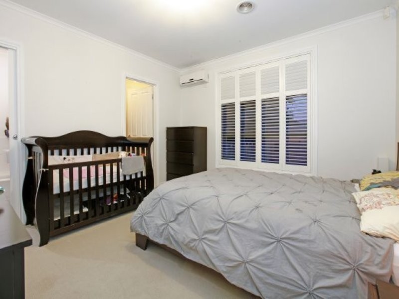 2/15 Miranda Road, Reservoir VIC 3073