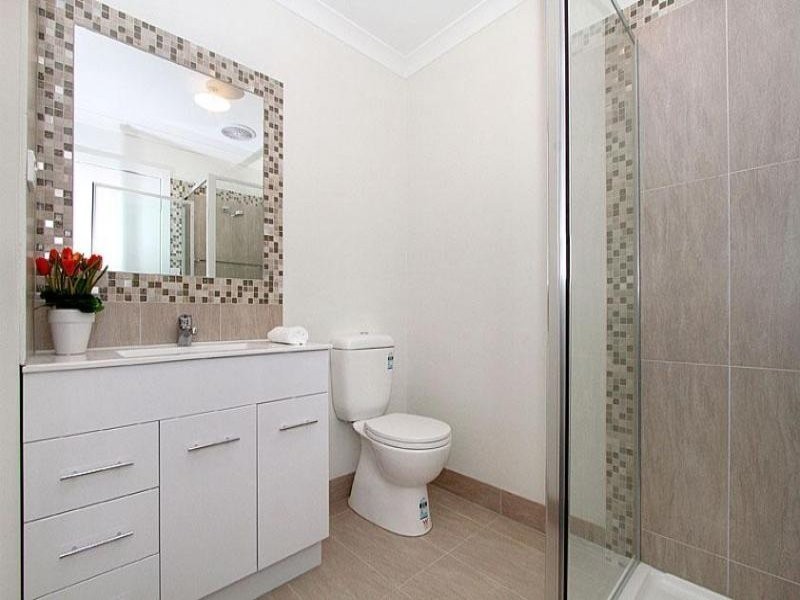 4/39 Purinuan Road, Reservoir VIC 3073