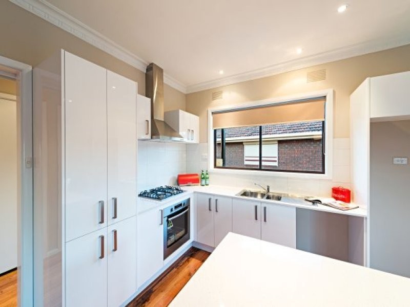 38 Bendigo Crescent, Thomastown VIC 3074