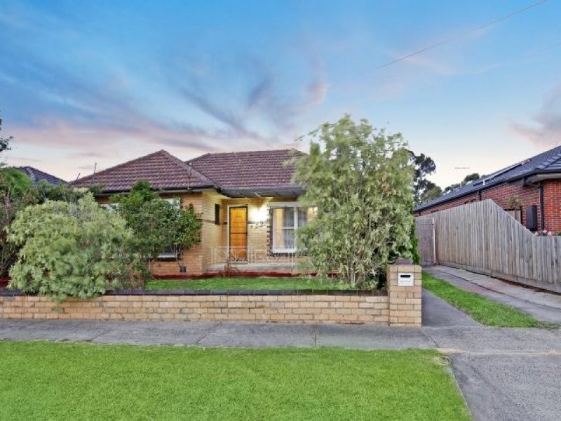 52 Glasgow Avenue, Reservoir VIC 3073