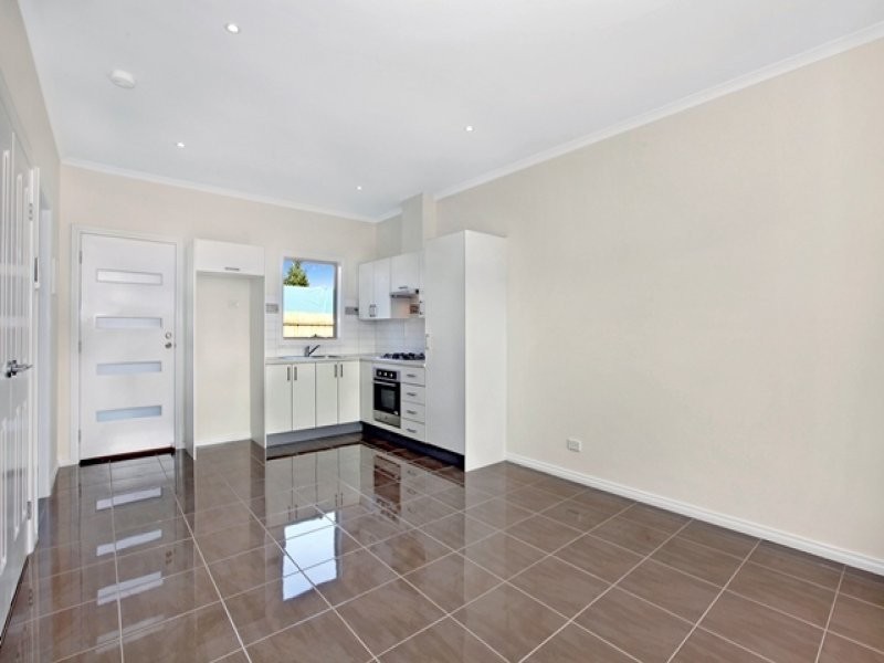 2/3 Edna Street, Thomastown VIC 3074