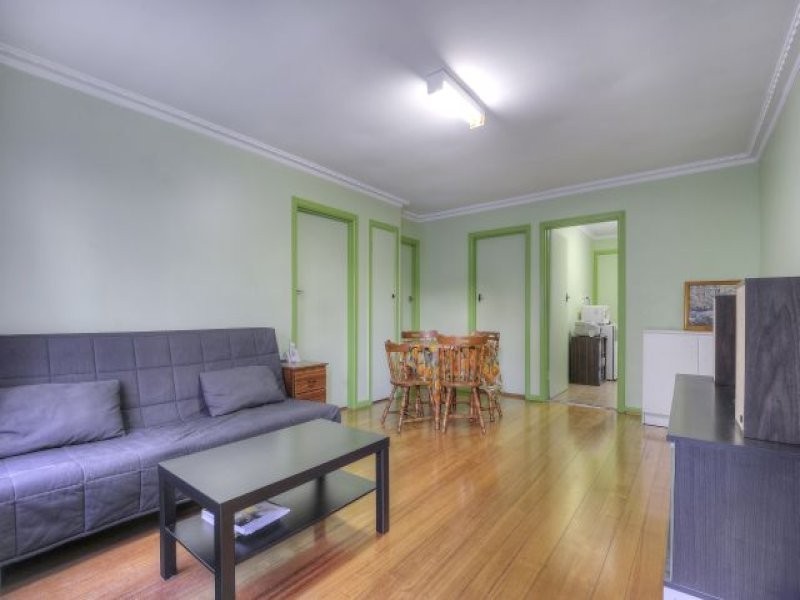 1/102 Crookston Road, Reservoir VIC 3073