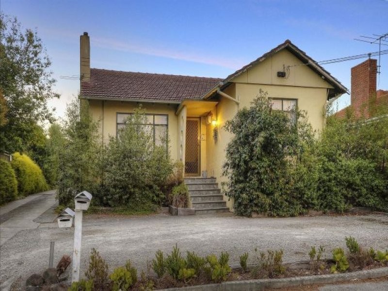 1/131 Boldrewood Parade, Reservoir VIC 3073