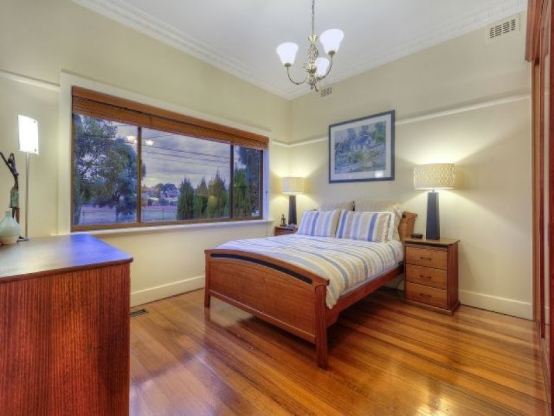 15 Fordham Road, Reservoir VIC 3073