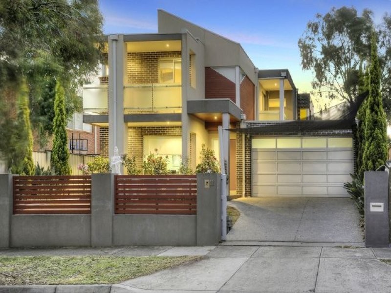 11 Karl Court, Bundoora VIC 3083