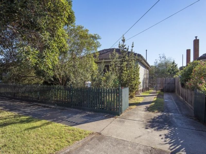120 McMahon Road, Reservoir VIC 3073