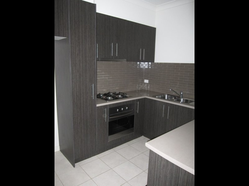 3/4 Elsey Road, Reservoir VIC 3073