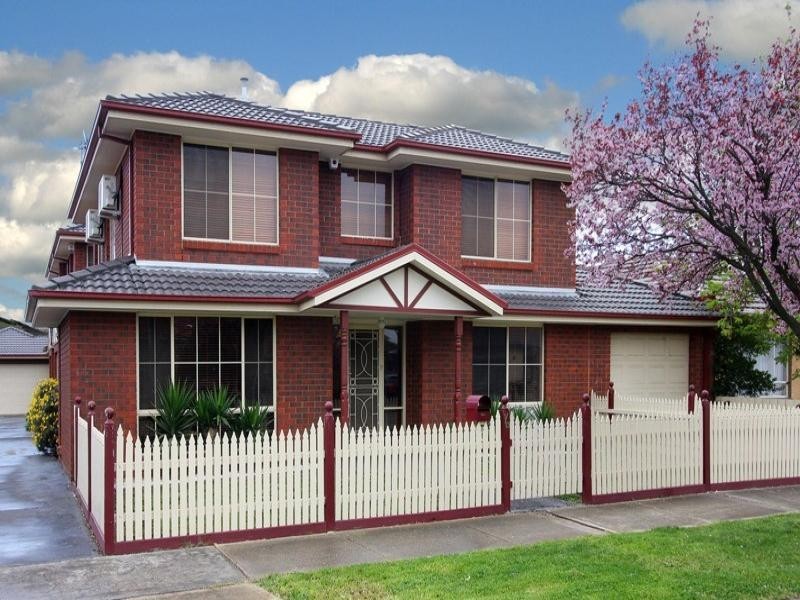 1/13 Smith Street, Reservoir VIC 3073