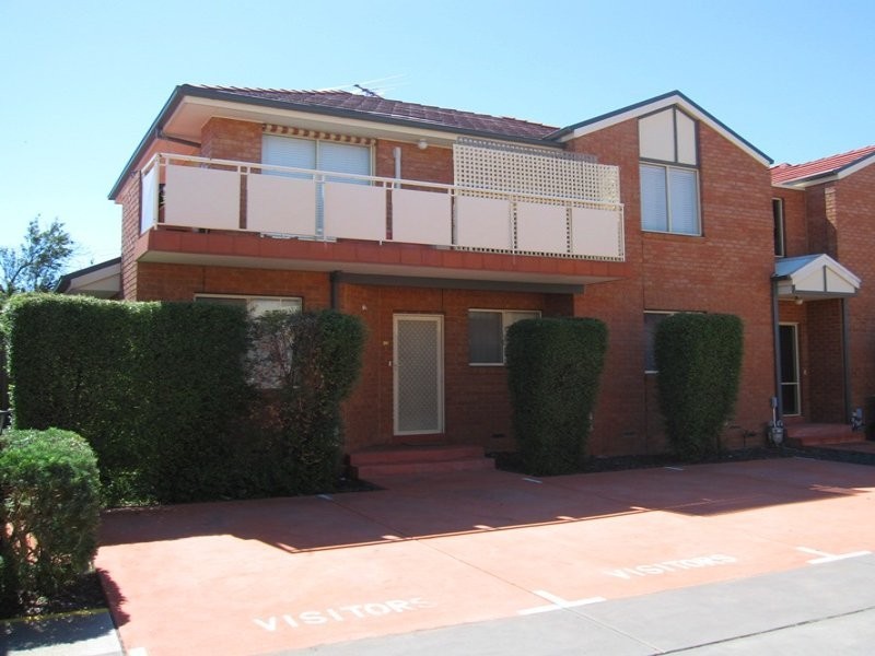 32 Elinda Place, Reservoir VIC 3073