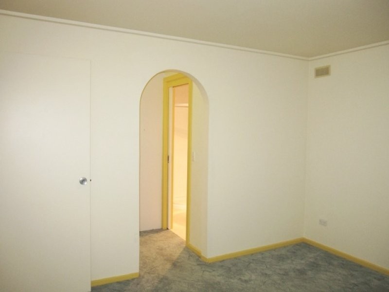 23 Dakota Drive, Thomastown VIC 3074