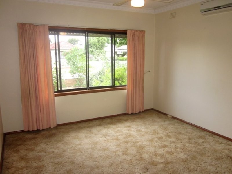 20 Liston Avenue, Reservoir VIC 3073