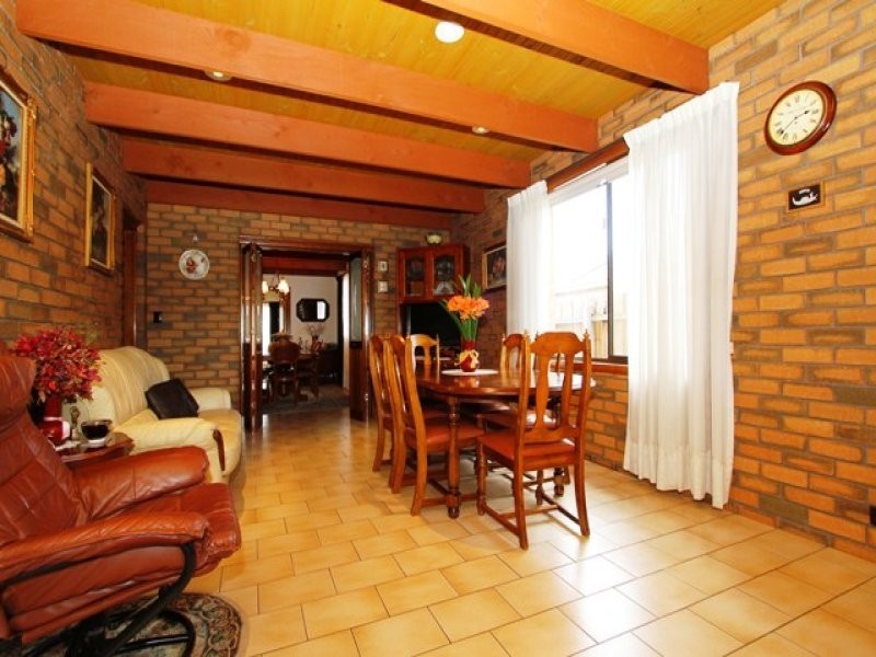 58 Dundee Street, Reservoir VIC 3073