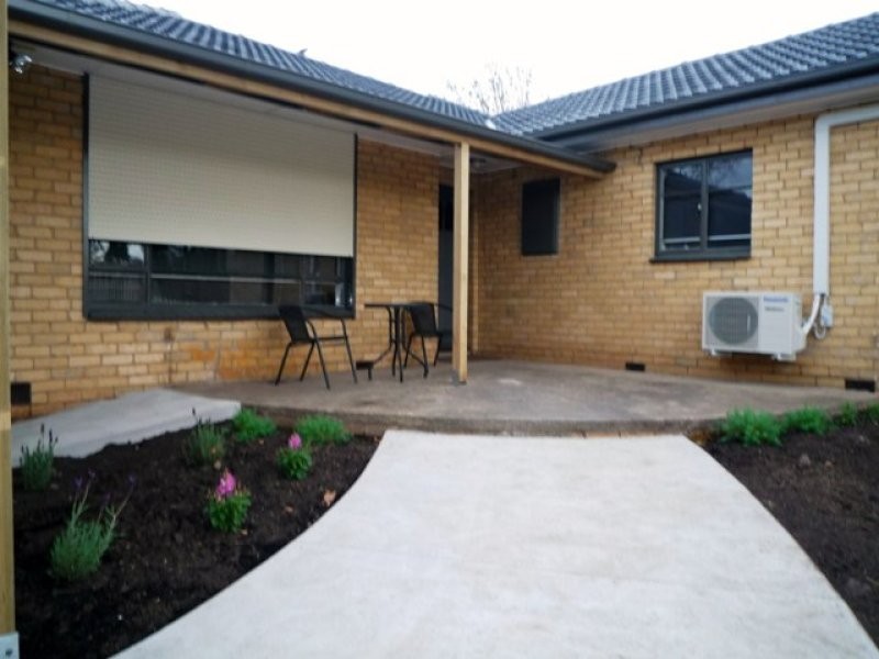 15 Banff Street, Reservoir VIC 3073