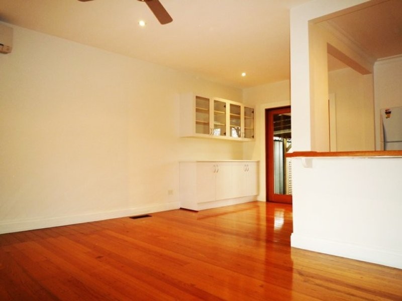 15 Banff Street, Reservoir VIC 3073