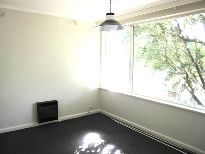 1/140 Blyth Street, Brunswick VIC 3056