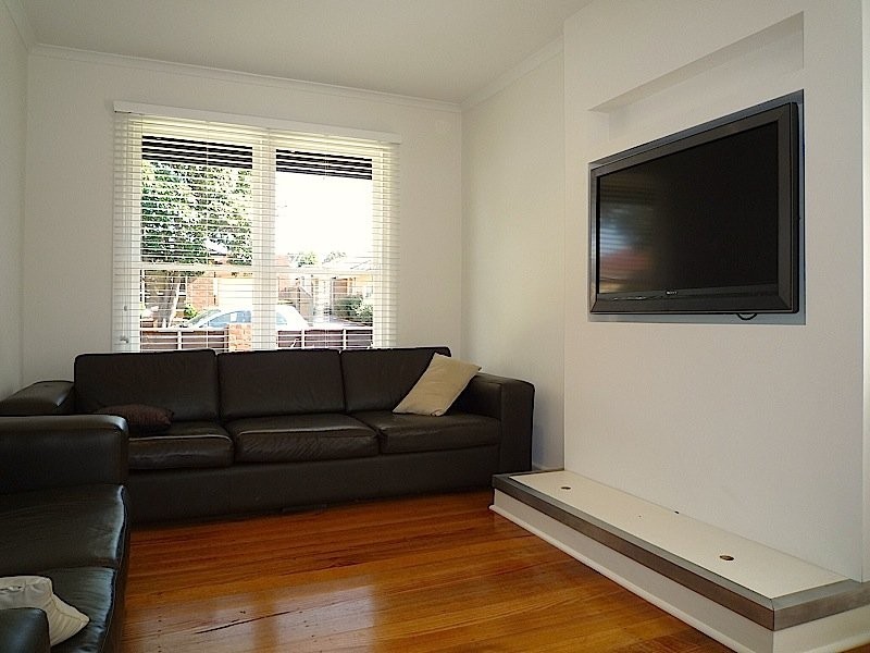 14 Shand Road, Reservoir VIC 3073